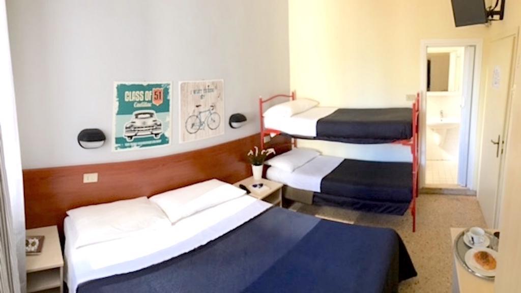 Hotel Byron Solo Per Giovani ริชโชเน ภายนอก รูปภาพ